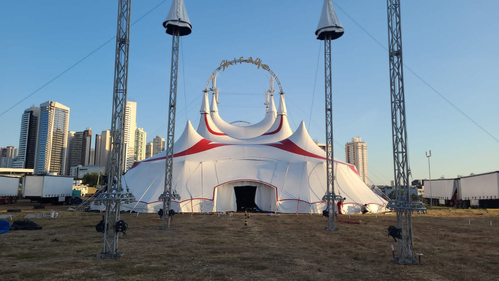 Inspirado nos cassinos de Las Vegas, Mirage Circus chega a Goiânia nesta sexta-feira