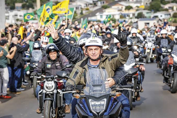 Bolsonaro Participa de motociata em Goiânia