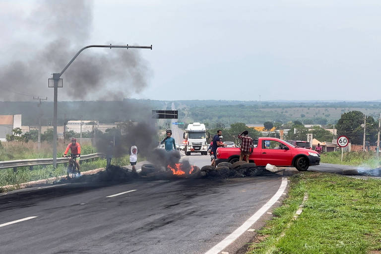 Forças de segurança de Goiás definem plano de operação e iniciam desobstrução de rodovias