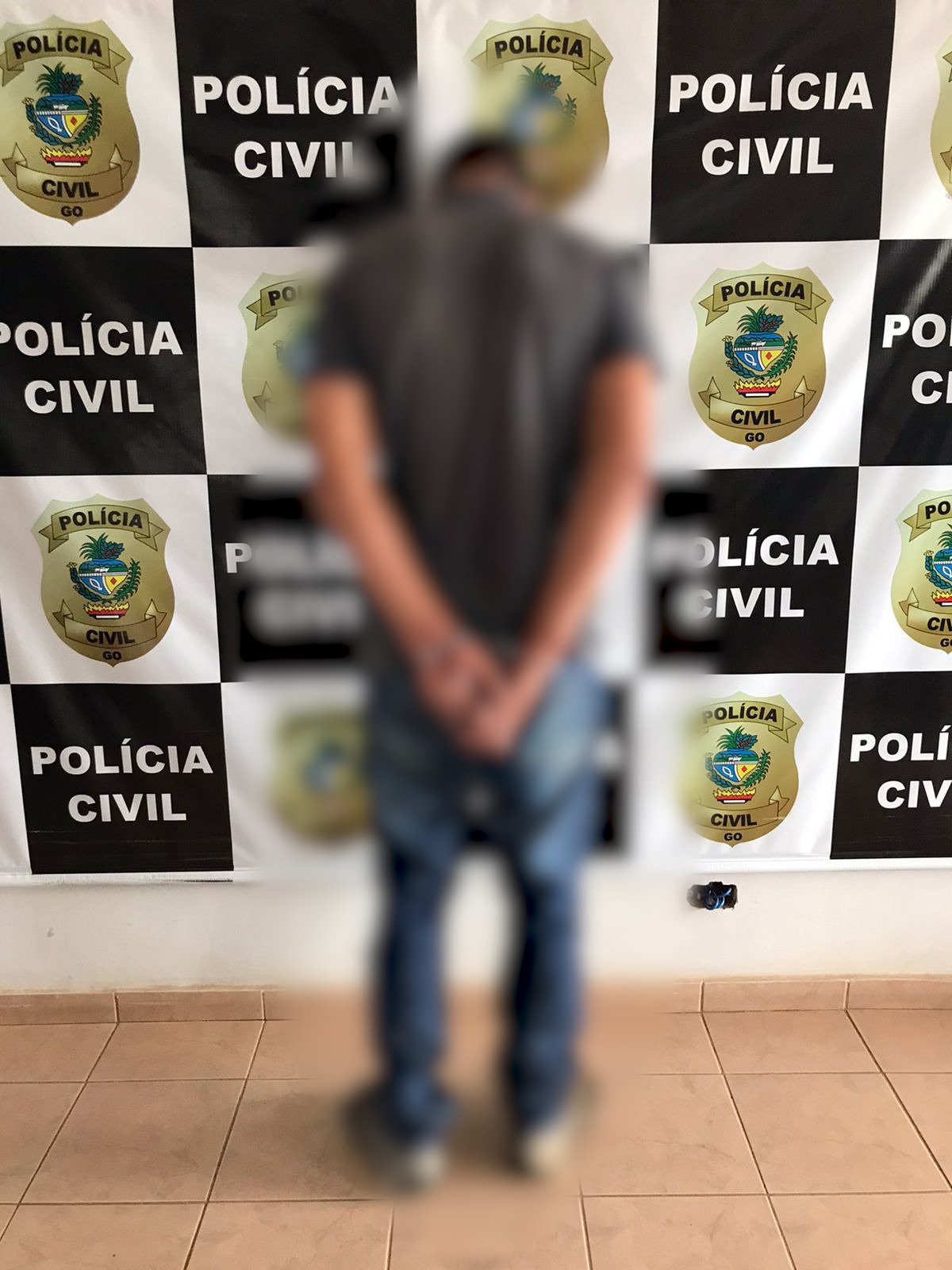 Agressor é preso pela quarta vez, após a vítima denunciá-lo por telefone