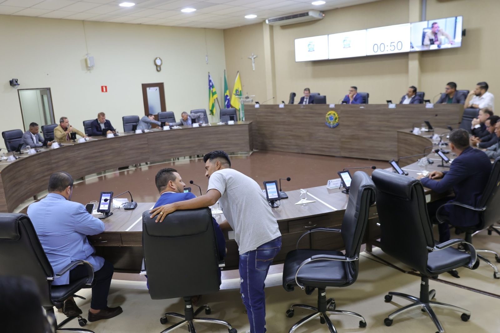 Vereadores de Aparecida de Goiânia cobram melhorias nos Serviços Municipais