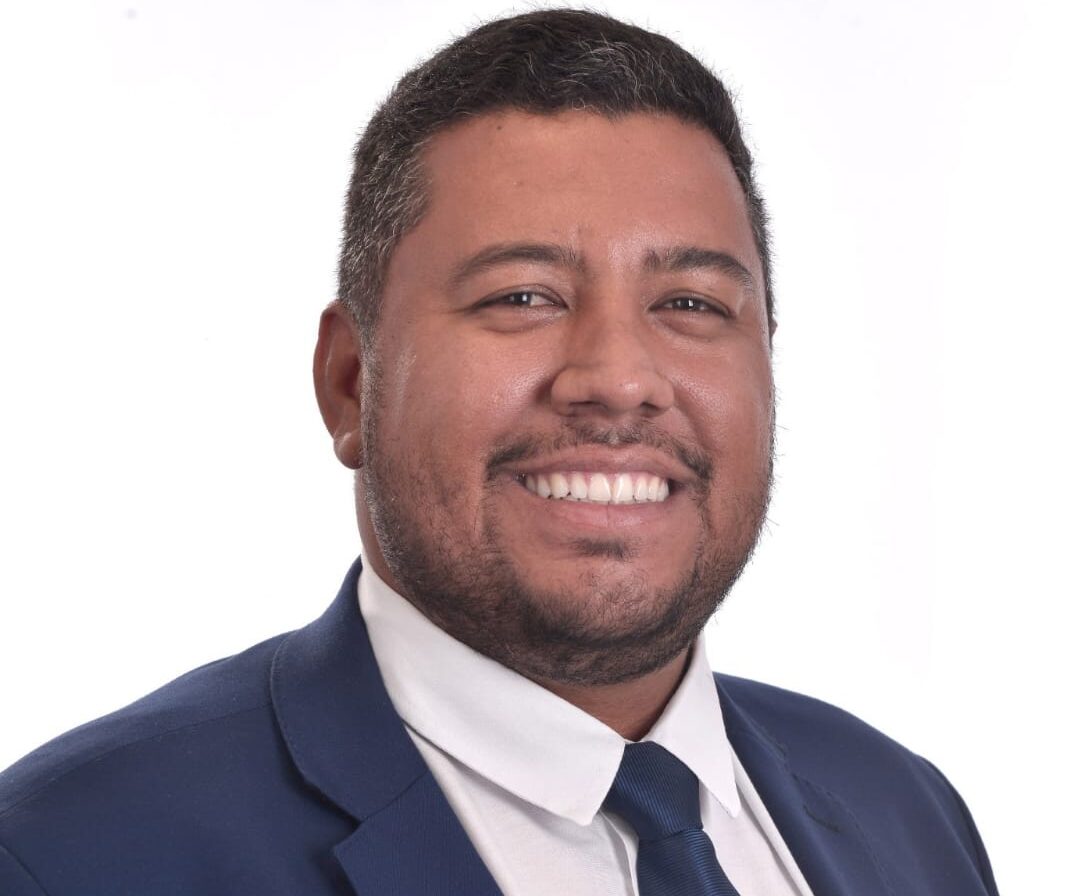 Deputado Cristiano Galindo é denunciado novamente por vereador Edson Candido por contratar pedreiro para serviços pessoais com dinheiro público