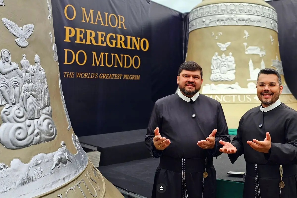 Maior sino do mundo chega ao seu destino em Trindade-GO e é recebido com missa em ação de graças neste domingo (1º)