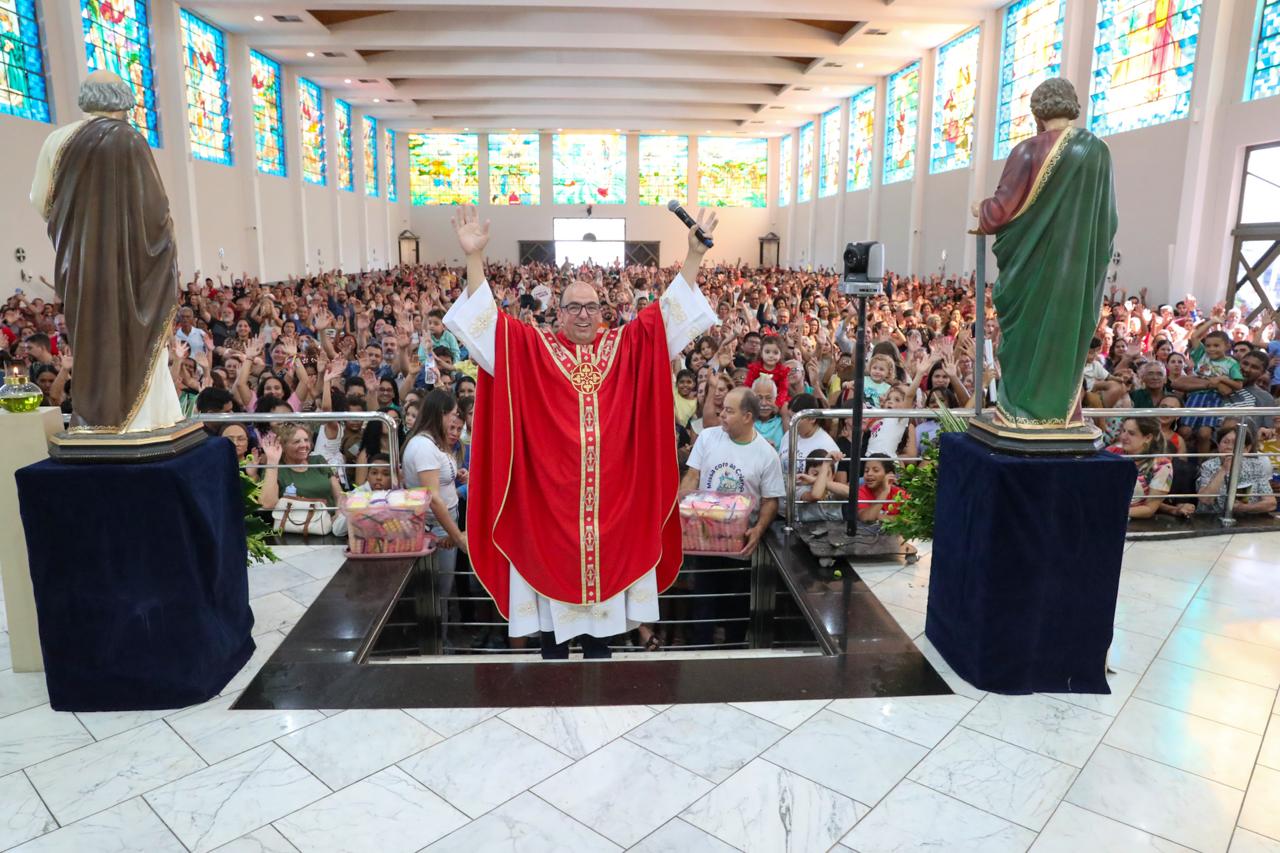 Mais de 1 milhão de pessoas passam por Trindade neste 1º fim de semana da Romaria