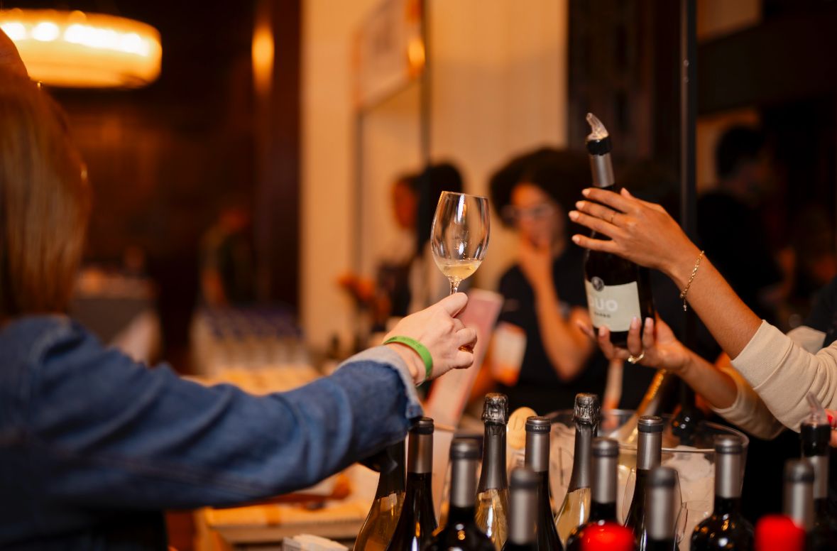 Goiânia Shopping recebe edição especial do Vinho Pop Festival com 150 rótulos e experiências sensoriais