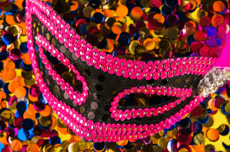 Calor, fantasia e pouca água: por que o Carnaval favorece infecções urinárias e íntimas