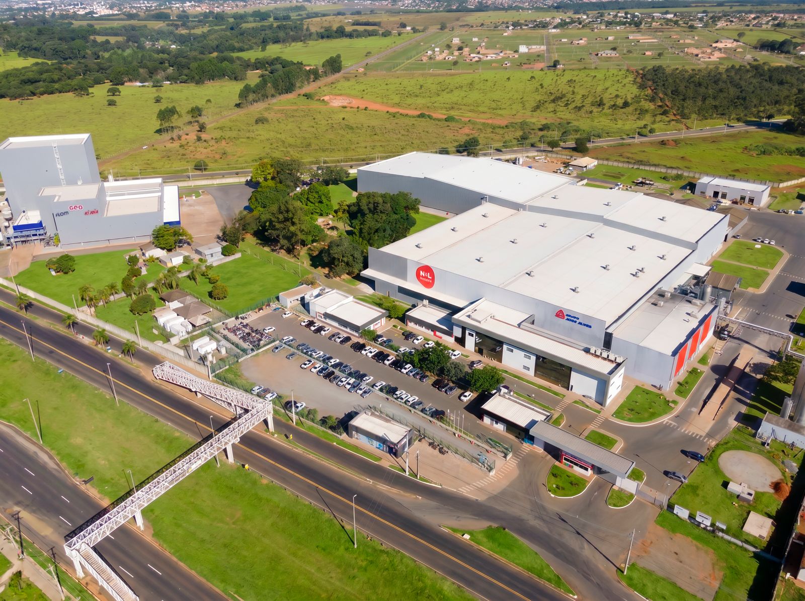 Nova fábrica de detergente em pó em Goiás recebe investimento superior a R$ 150 milhões