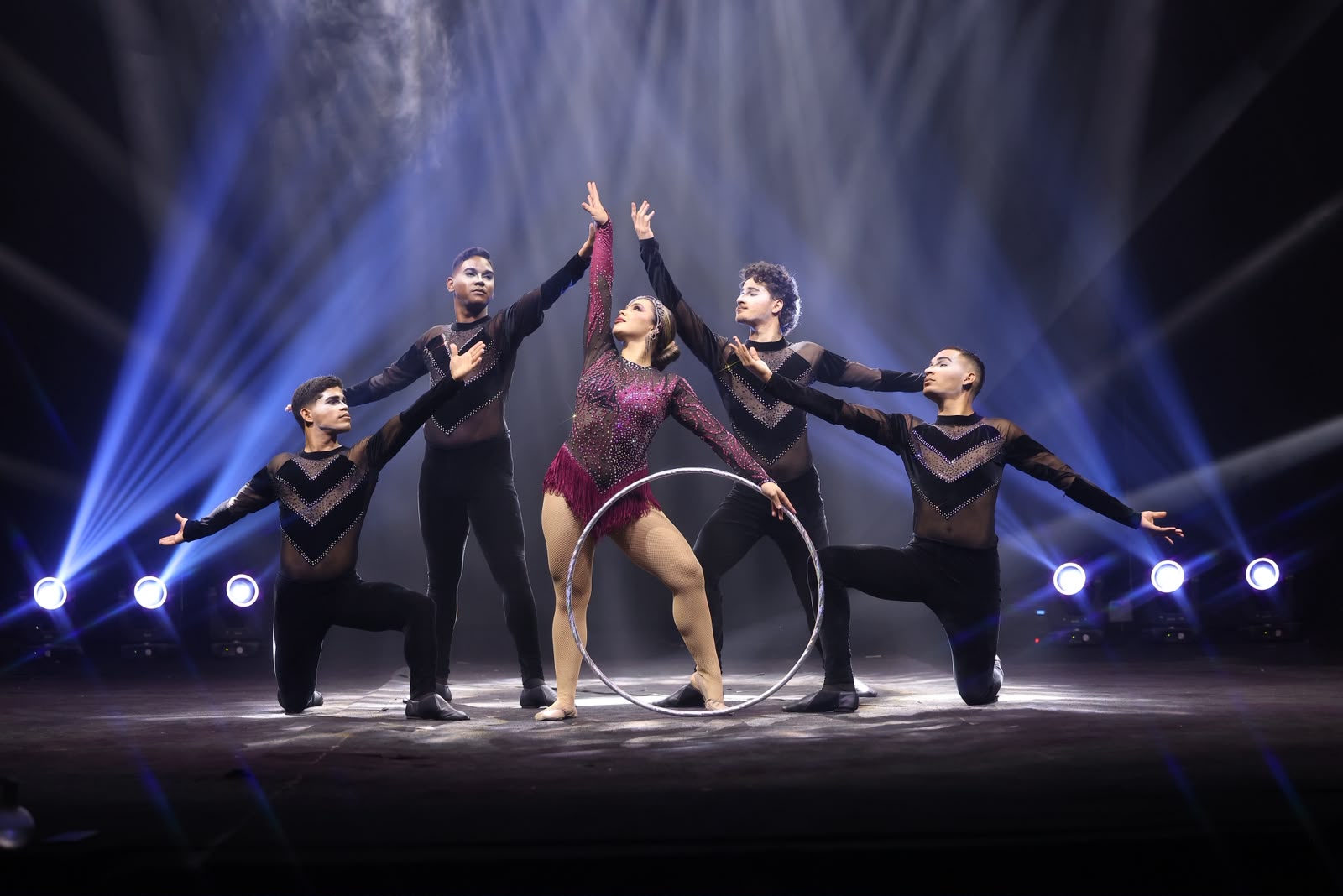Real Circo promove o “Espetáculo Azul — Um Show de Inclusão” em Goiânia Real Circo promove o “Espetáculo Azul — Um Show de Inclusão” em Goiânia